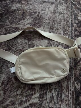 lululemon athletica Cream Crossbody Belt Bag